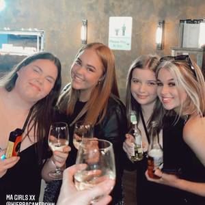 Meet your Posher, Kierra